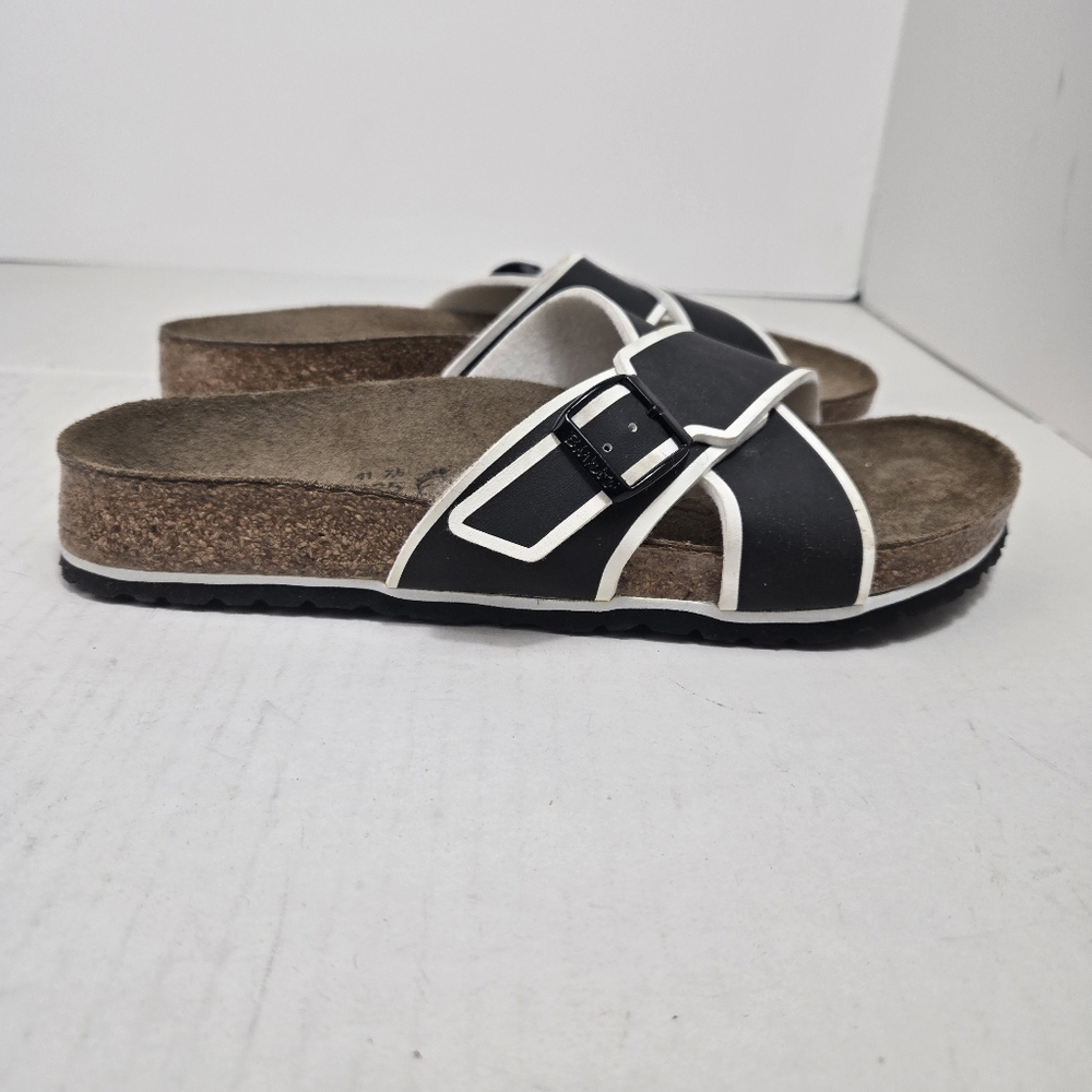 Birki's by Birkenstocksandals Brown / Black Size Eur 41 US= Woman 7.5 Men= 8.5